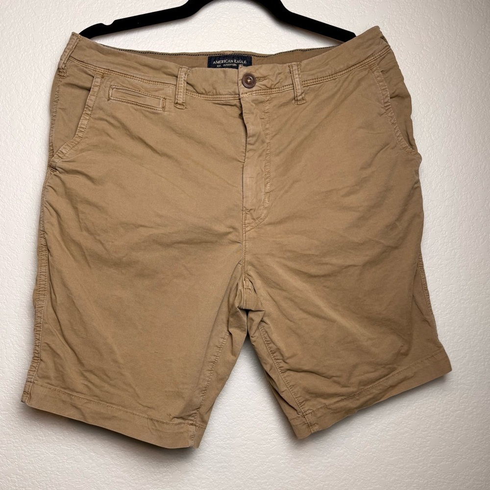 American Eagle Outfitters Men's Sz 33 Khaki Shorts